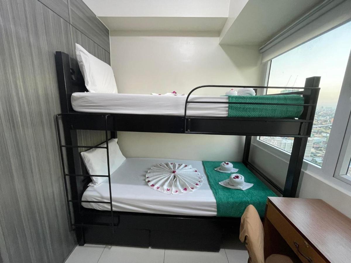 Green Residences 1 Bedroom Condotel in Metro Manila Free Breakfast for 2 Buitenkant foto