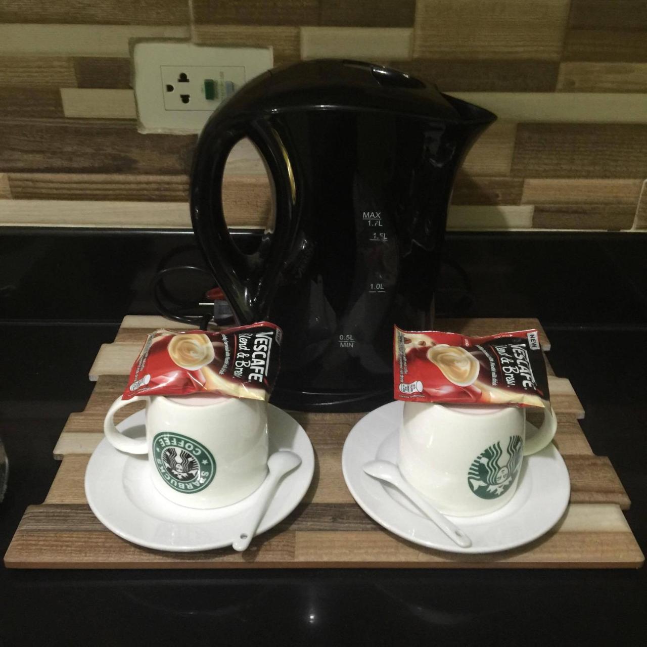 Green Residences 1 Bedroom Condotel in Metro Manila Free Breakfast for 2 Buitenkant foto