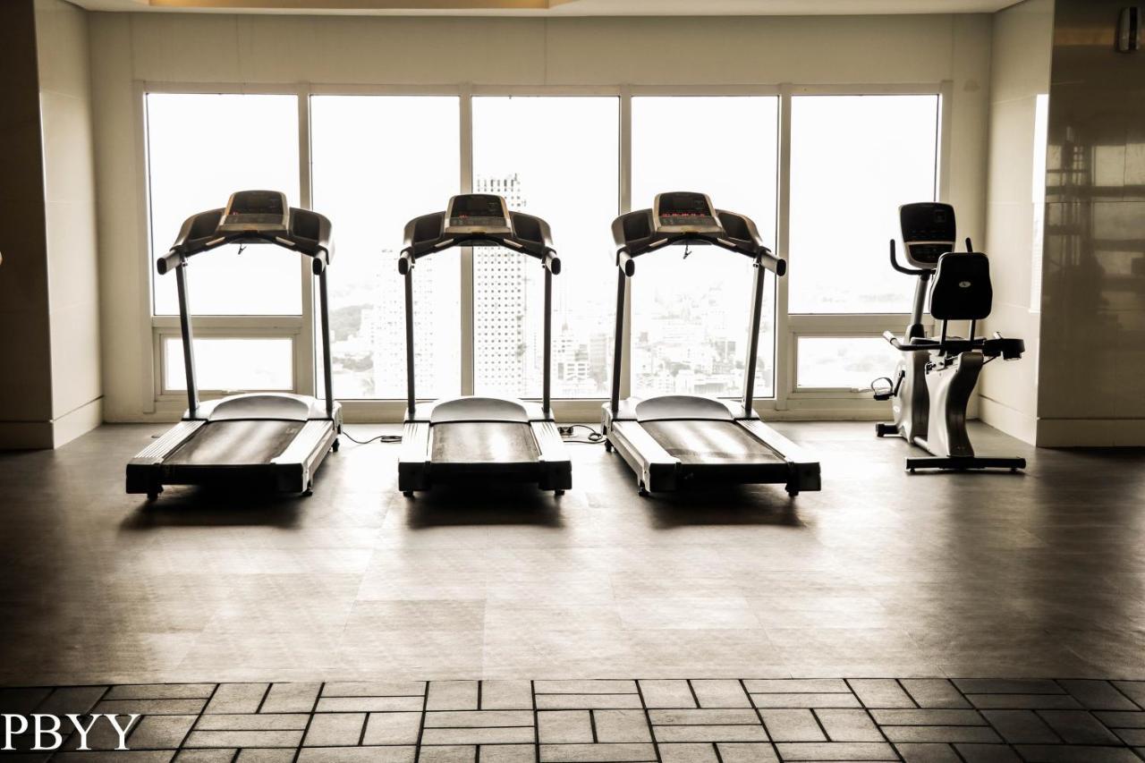 Green Residences 1 Bedroom Condotel in Metro Manila Free Breakfast for 2 Buitenkant foto
