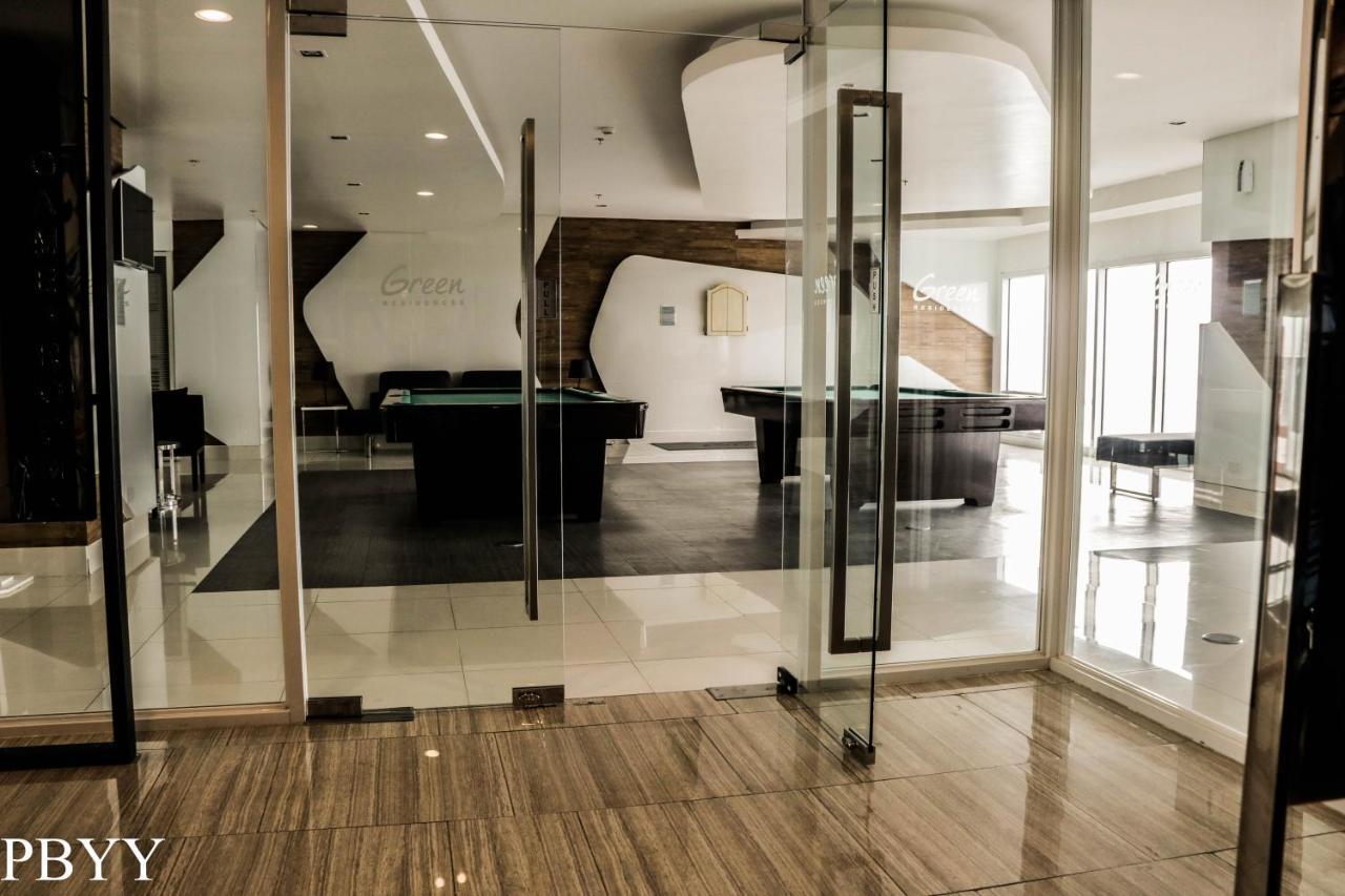 Green Residences 1 Bedroom Condotel in Metro Manila Free Breakfast for 2 Buitenkant foto