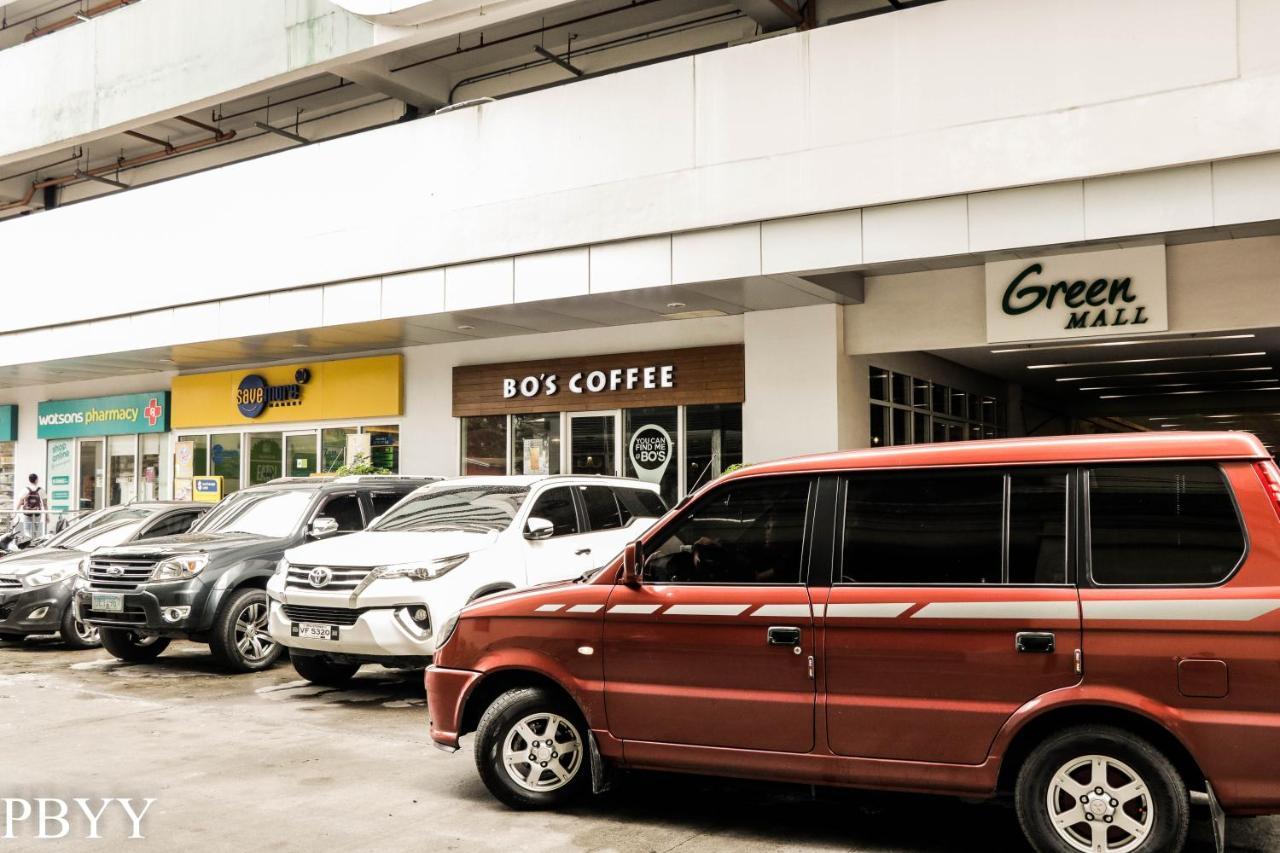 Green Residences 1 Bedroom Condotel in Metro Manila Free Breakfast for 2 Buitenkant foto