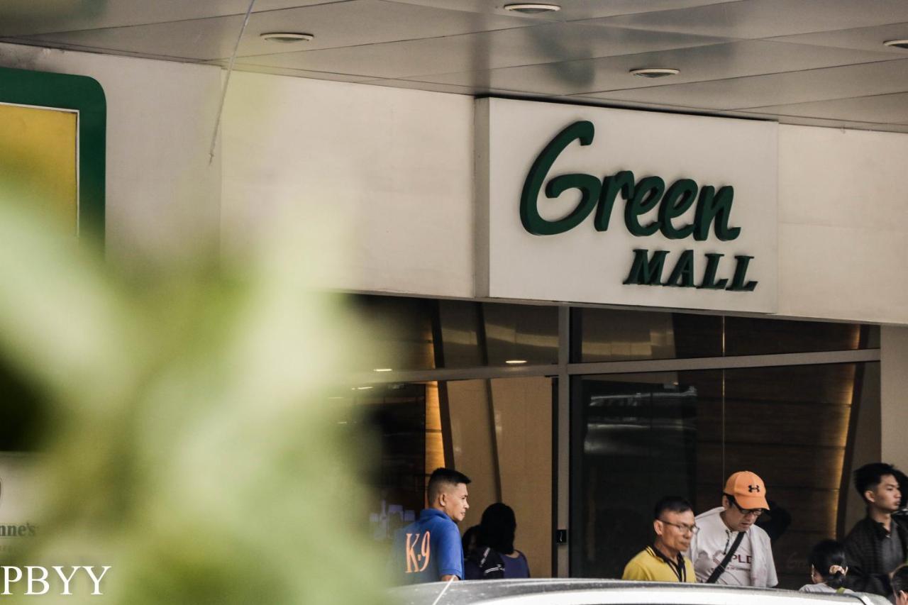 Green Residences 1 Bedroom Condotel in Metro Manila Free Breakfast for 2 Buitenkant foto