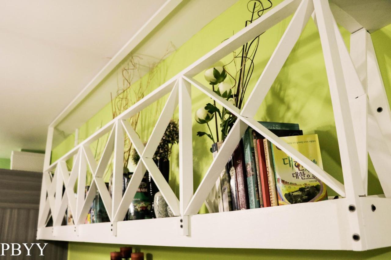 Green Residences 1 Bedroom Condotel in Metro Manila Free Breakfast for 2 Buitenkant foto